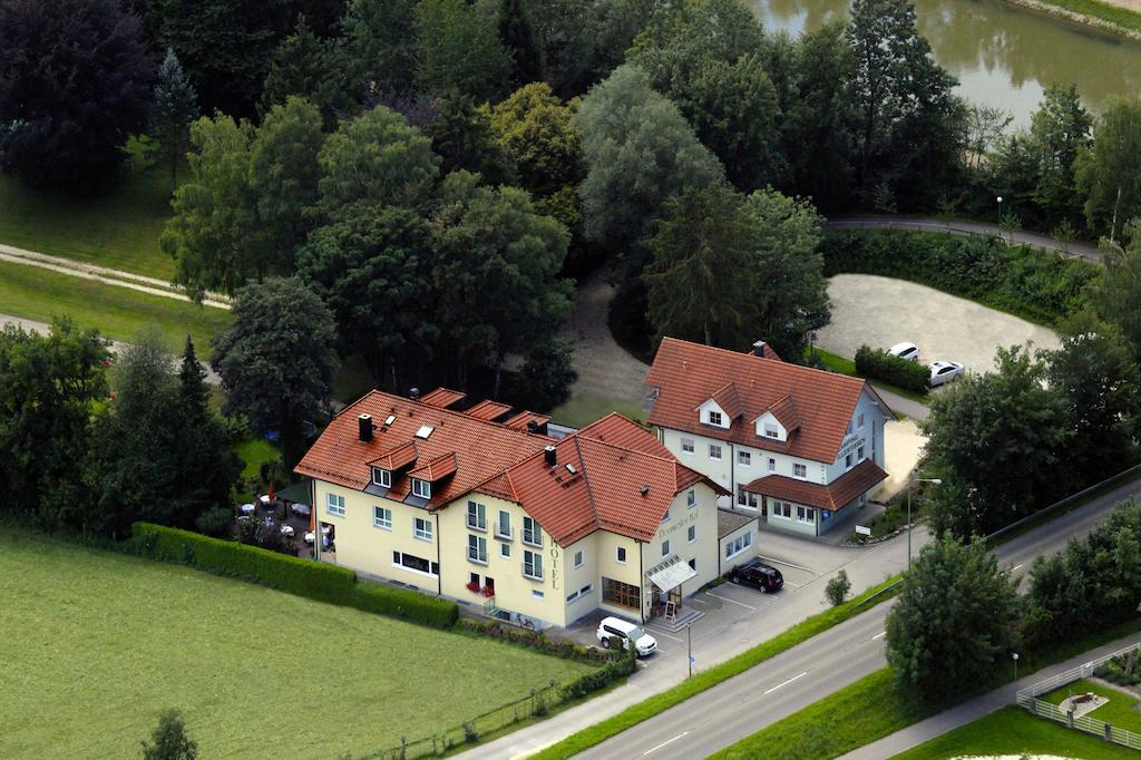 Hotel & Restaurant Dornweiler Hof Illertissen Esterno foto