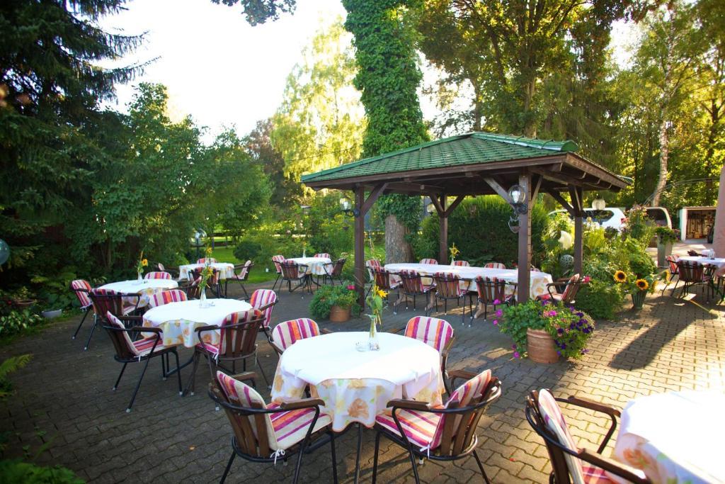 Hotel & Restaurant Dornweiler Hof Illertissen Esterno foto